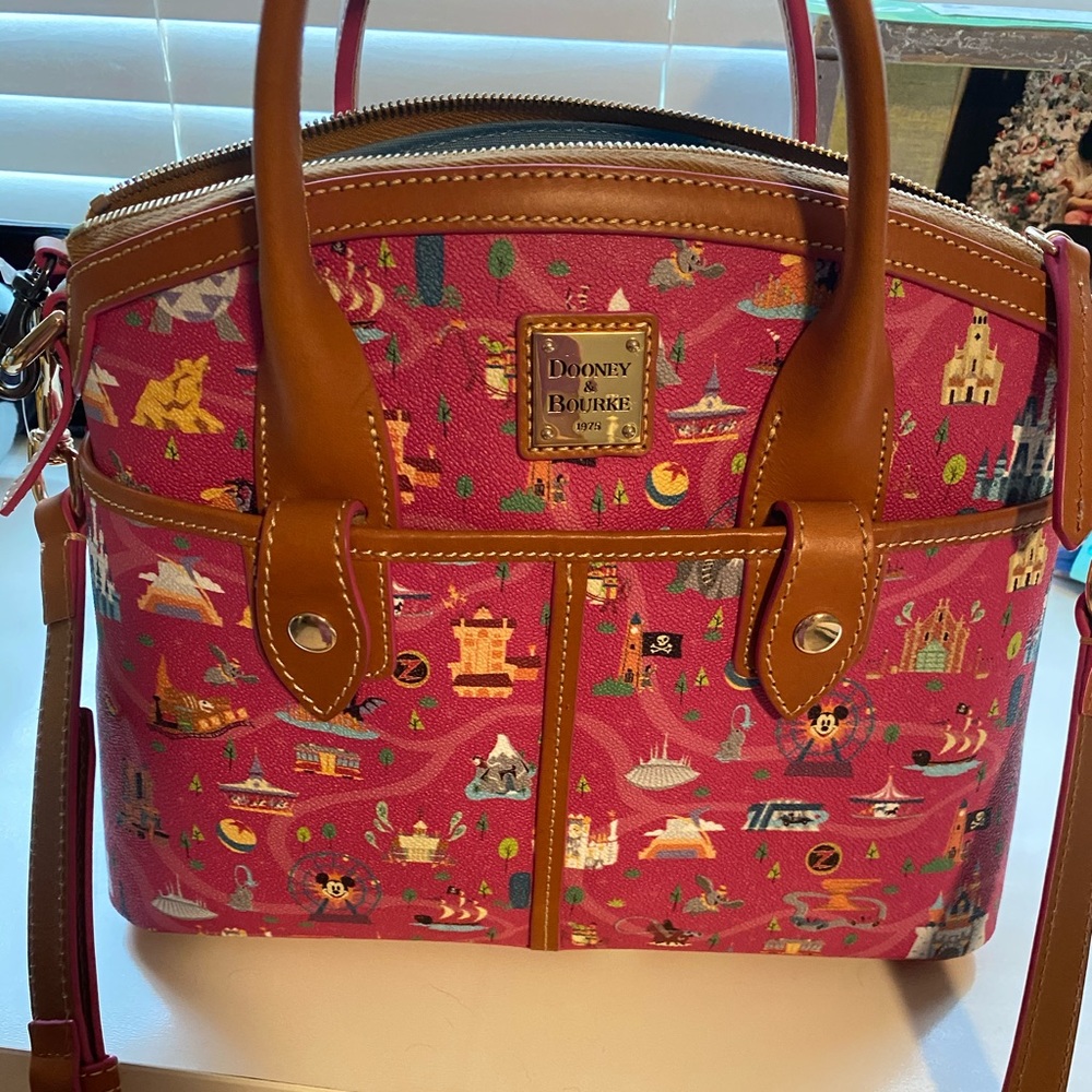 NWT Disney Parks  Dooney and Bourke tote
